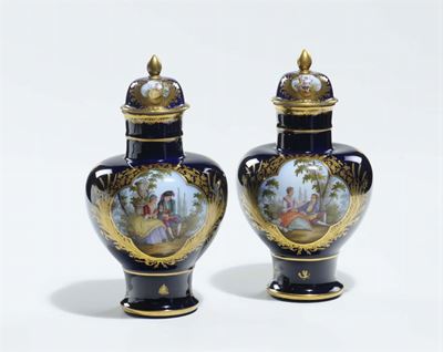 Coppia di Potiches in Porcellana Policroma, Germania Fine XIX Secolo