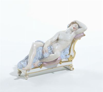 Figura in Porcellana Raffigurante Venere Dormiente, XIX Secolo