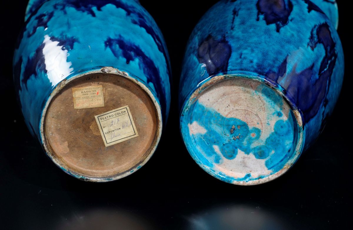 Coppia di Vasi in Porcellana Flambé sui Toni Dell'azzurro, Cina, Dinastia Qing, Epoca Kangxi (166...