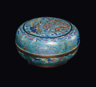 Scatola in Cloisonnè con Raffigurazione di Drago e Fenice, Cina, Dinastia Qing, Epoca Qianlong (1...