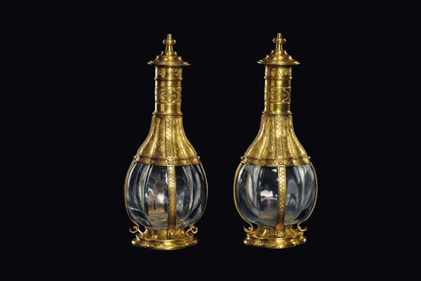 Coppia di ampolle in cristallo di Rocca e finimenti in bronzo e rame dorato, Sud della Germania (Ausburg?) o Praga XVII secolo