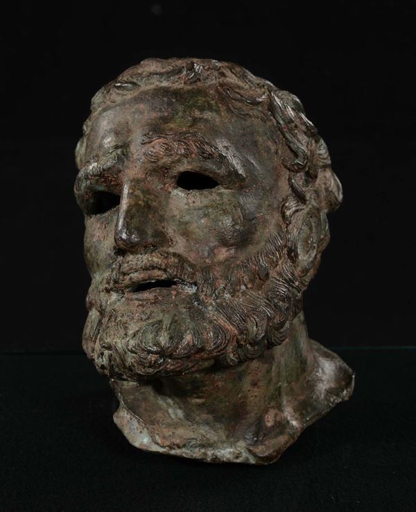 Testa in bronzo fuso e cesellato e patina di gusto archeologico raffigurante testa di pugilatore, Italia XIX-XX secolo