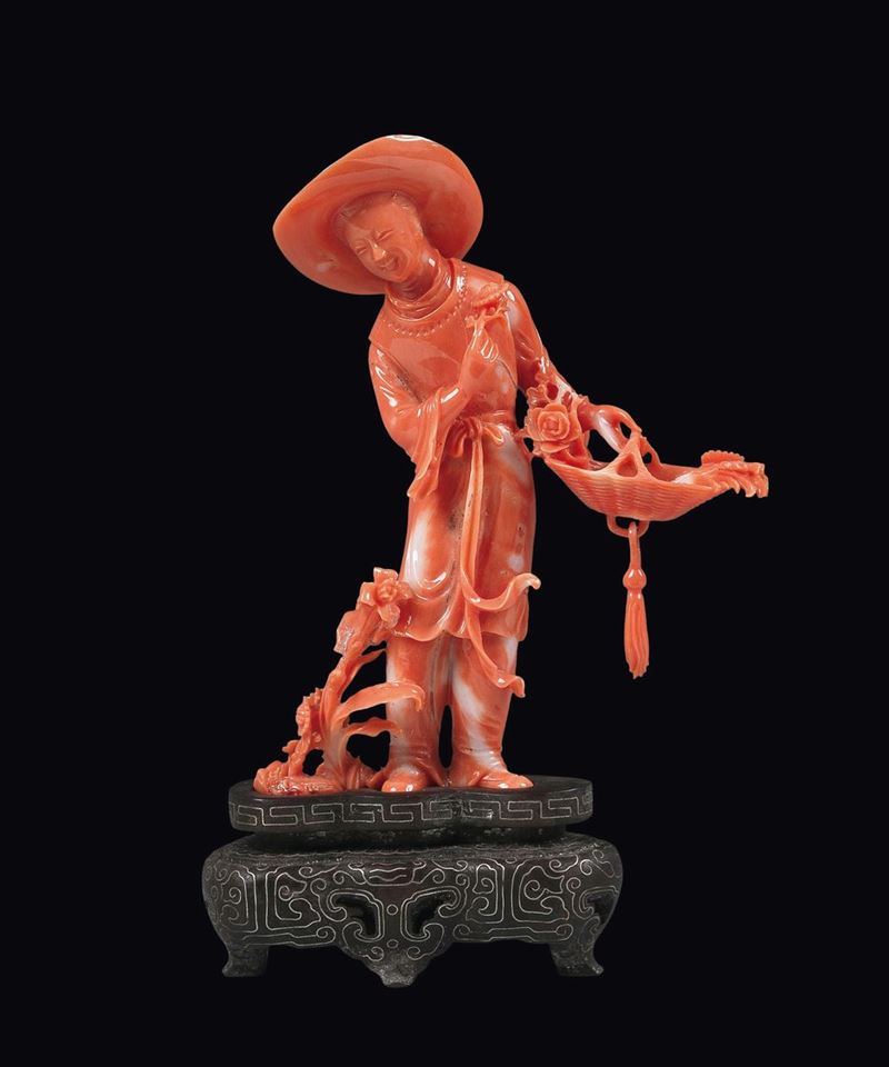 A carved coral figure of farmer with a hat and a wicker basket, China, early 20th century  - Auction Fine Chinese Works of Art - Cambi Casa d'Aste