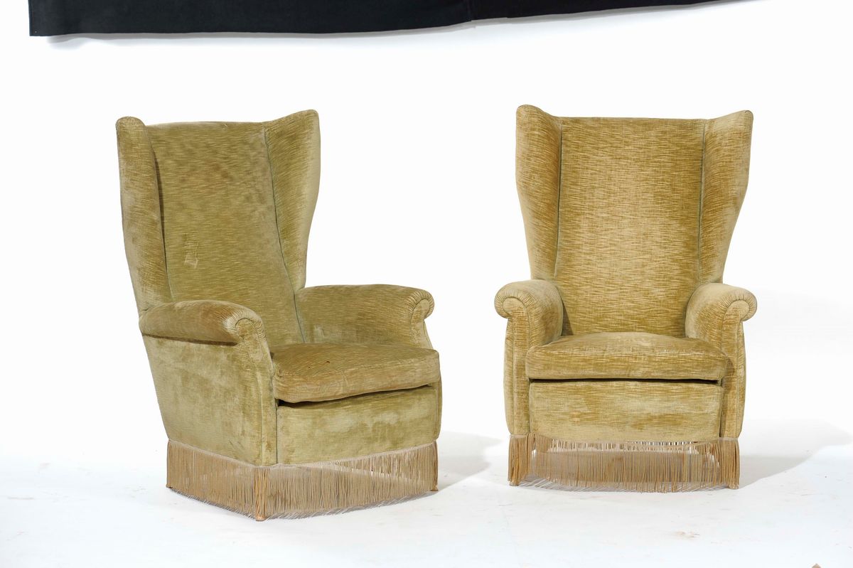 Salotto Composto da Divano e Coppia di Poltrone in Legno con Rivestimenti in Velluto. Prod. Itali...