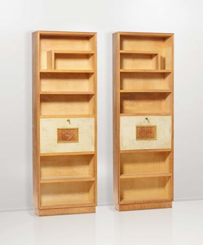Libreria Composta da Due Sezioni in Legno di Acero con Rivestimenti in Pergamena. Prod. Italia, 1...
