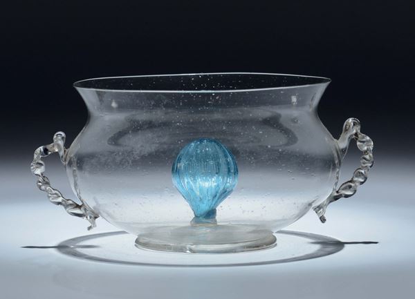 A blown glass cup. Venice, mid-17th century