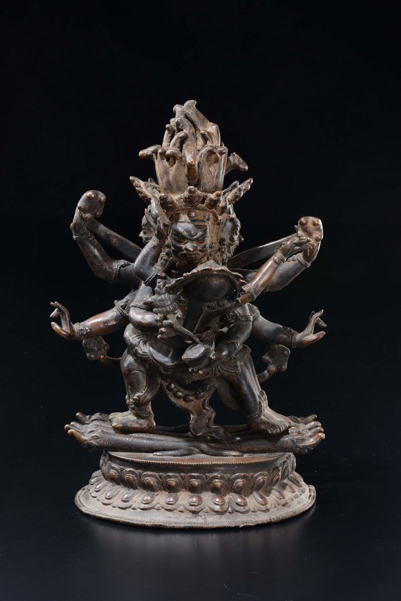 A bronze figure of Mahakala on a double lotus flower, China, 20th century  - Auction Chinese Works of Art - Cambi Casa d'Aste