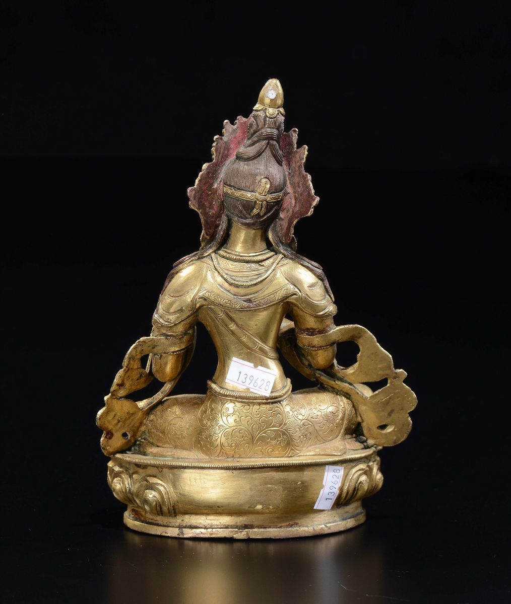 Figura di Amitaya in Bronzo Dorato Seduta su Fiore di Loto, Cina, XX Secolo