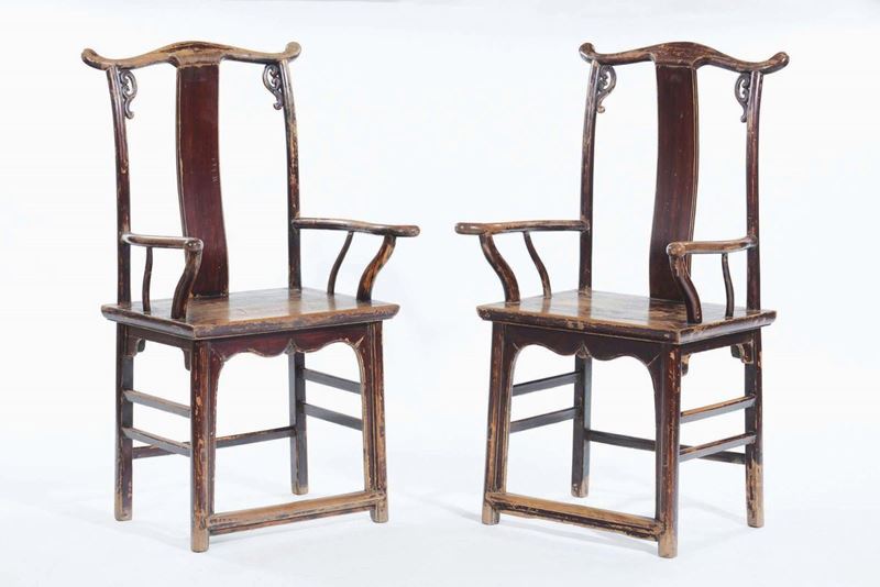 A pair of carved wooden armchairs, China, Qing Dynasty, 19th century  - Auction Chinese Works of Art - Cambi Casa d'Aste