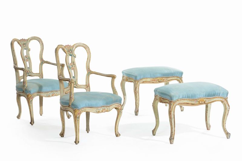 Due poltrone e due panchetti in legno laccato, XIX secolo  - Auction Furnishings from the mansions of the Ercole Marelli heirs and other property - Cambi Casa d'Aste