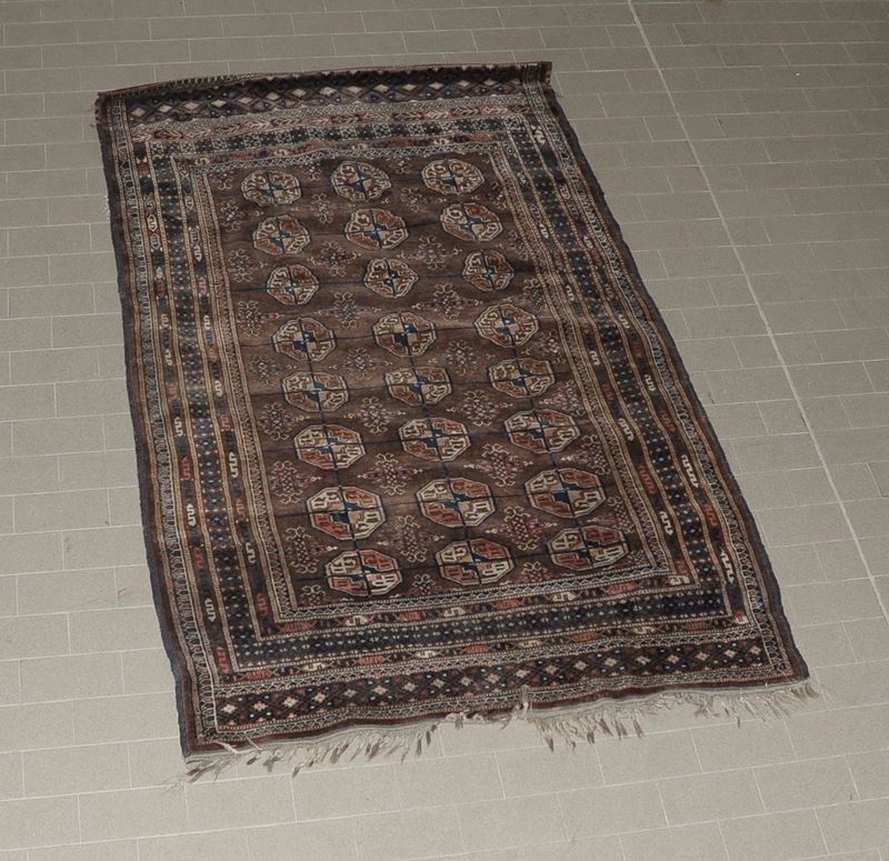 Tappeto turkmeno XX secolo  - Asta Antiquariato - Cambi Casa d'Aste