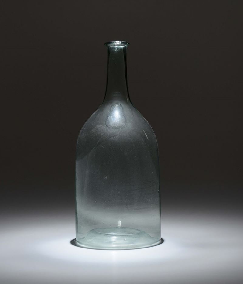 Bottiglia in vetro, XIX secolo  - Auction Furnishings from the mansions of the Ercole Marelli heirs and other property - Cambi Casa d'Aste