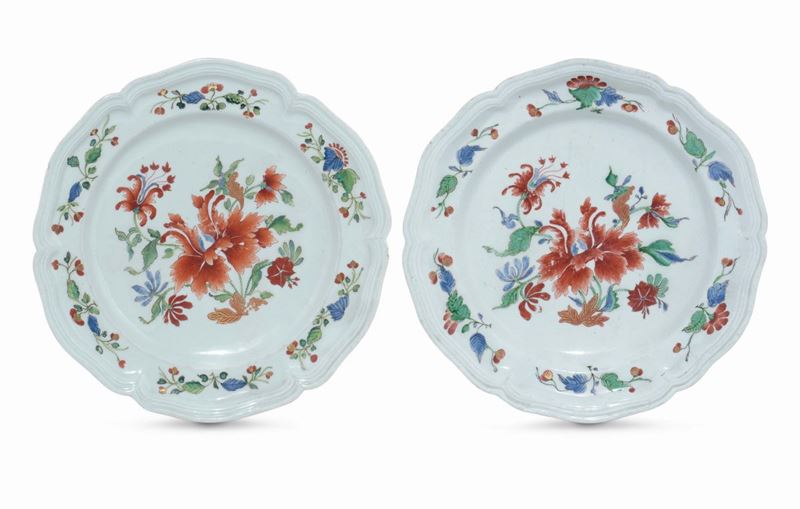 Due piatti Doccia, manifattura Ginori, 1750-1760 circa  - Asta Maioliche e Porcellane da Collezione - Cambi Casa d'Aste