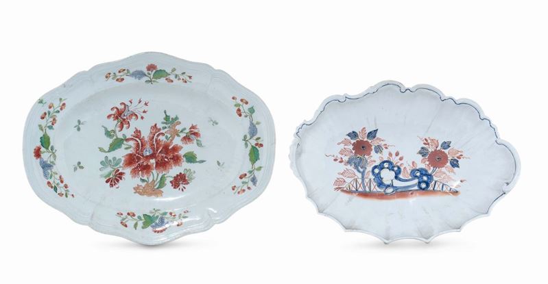 Un piatto ovale e una marescialla Doccia, manifattura Ginori. Piatto 1750-1760 circa, marescialla 1770 circa  - Auction Collectors' Majolica and Porcelain - Cambi Casa d'Aste