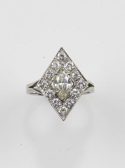 Anello con Diamante Taglio Marquise