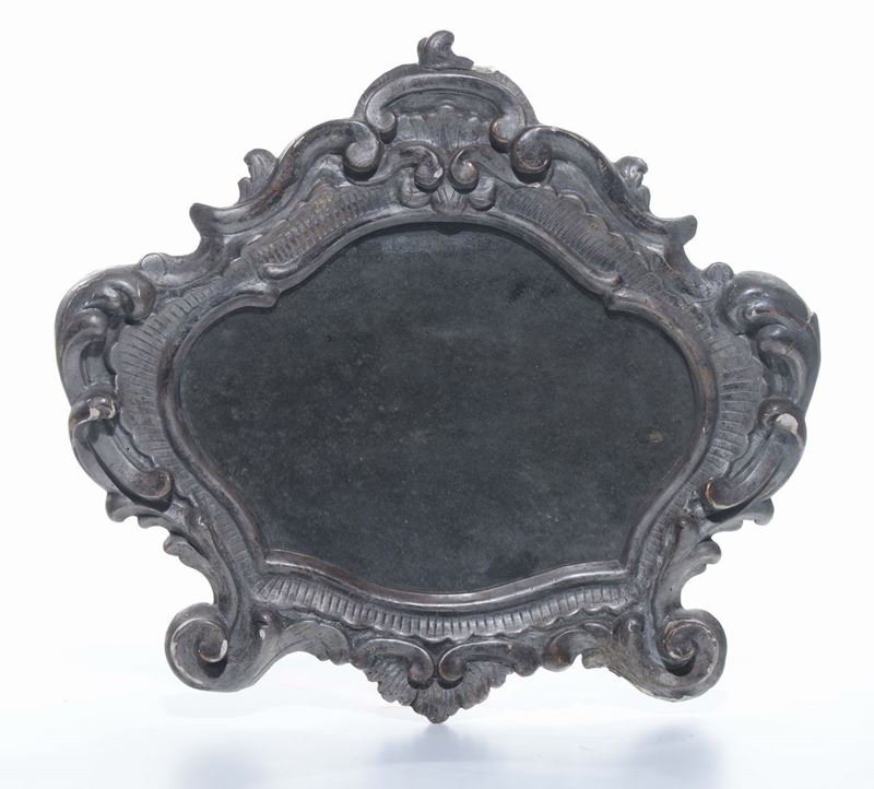 Cartagloria in legno intagliato e argentato con specchio al mercurio, XIX secolo  - Asta Arredi dalle dimore degli eredi Ercole Marelli e altre provenienze - Cambi Casa d'Aste