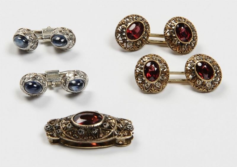 A two pair of cufflinks and one tie pin  - Auction Furnishings from the mansions of the Ercole Marelli heirs and other property - Cambi Casa d'Aste