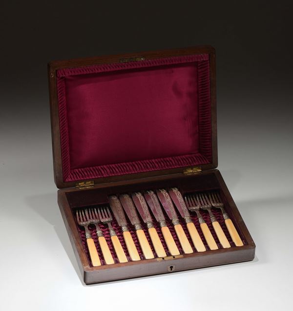 Servizio posate con manico in osso, inizio XX secolo