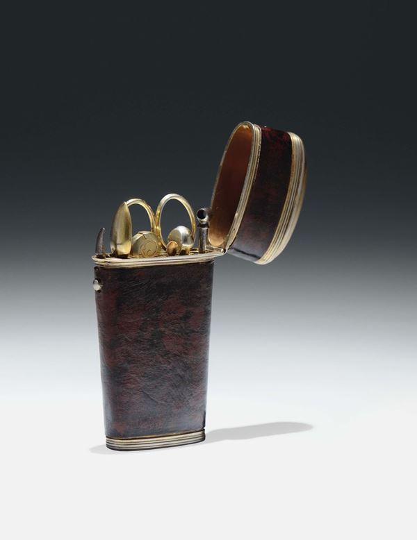 Etui in argento con finimenti e utensili in argento dorato, XVIII-XIX secolo