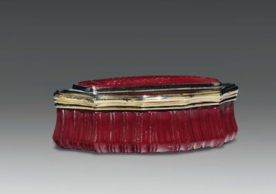 Tabacchiera in Diaspro Rosso con Montatura in Oro. Argentiere Camillo Picconi, Roma 1746-1826