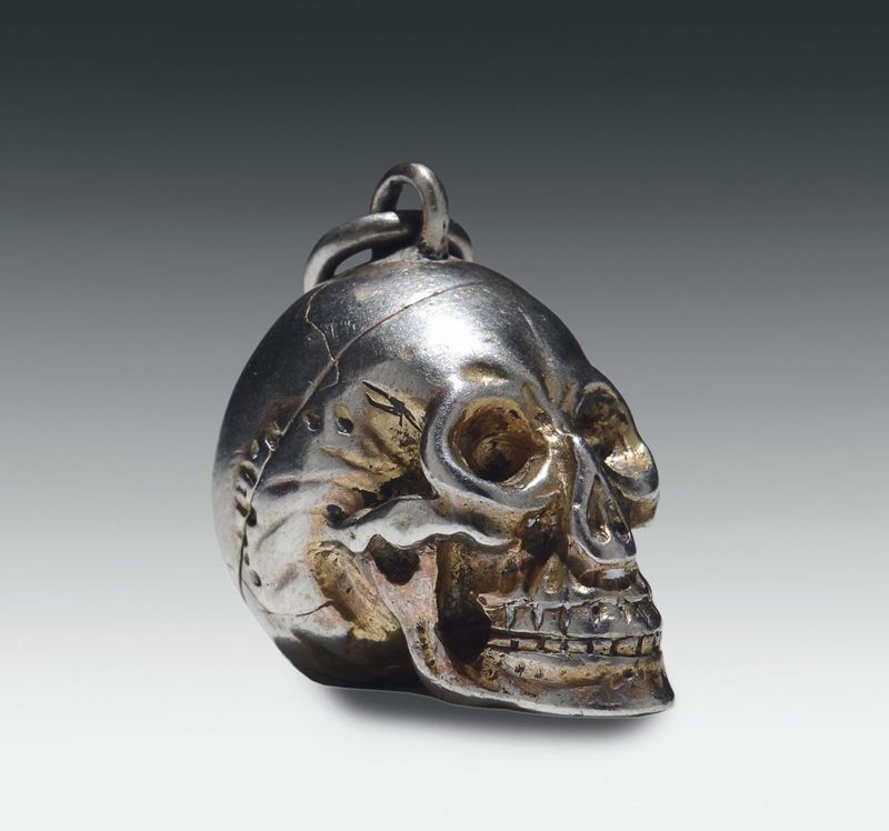 Piccolo teschio portapillole in argento fuso e cesellato, Italia? XVIII  secolo - Asta Fine Art Selection - Cambi Casa d'Aste