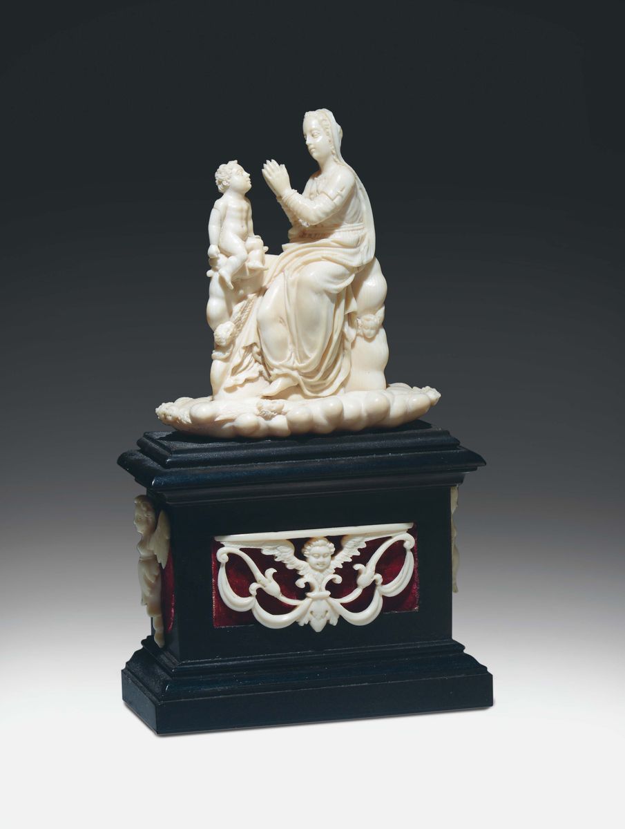 Gruppo in Avorio Scolpito Raffigurante “madonna della Ghiara”. Italia Centrale, Inizio XVIII Seco...