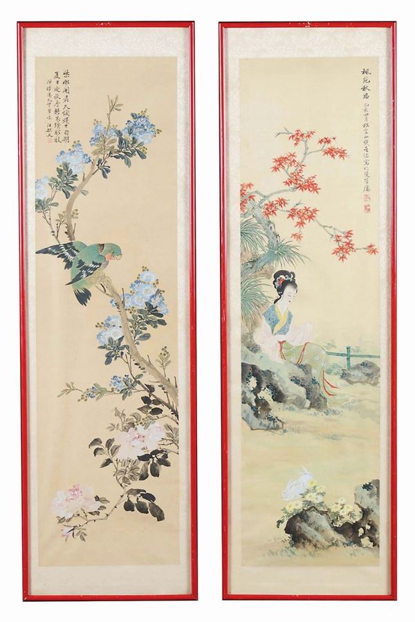 Due dipinti su carta incorniciati raffiguranti Guanyin e uccellini tra rami fioriti con iscrizioni, Cina, XX secolo
