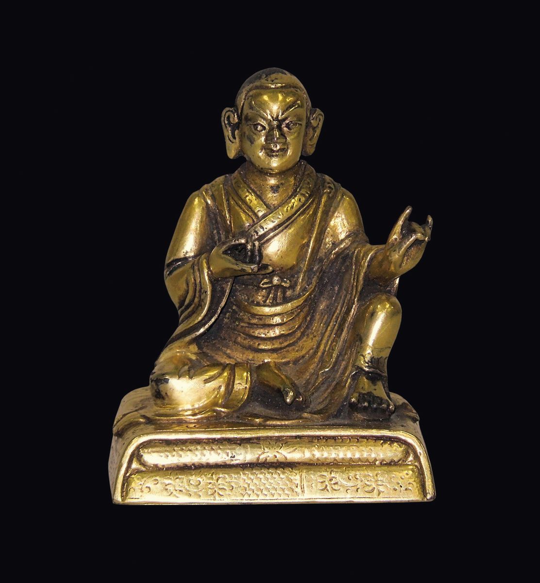 Figura di Lama Seduto in Bronzo Dorato, Cina, Dinastia Qing, XVIII Secolo