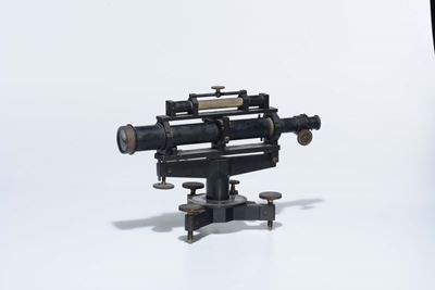 Bolla a Livella in Ottone Verniciato Nero