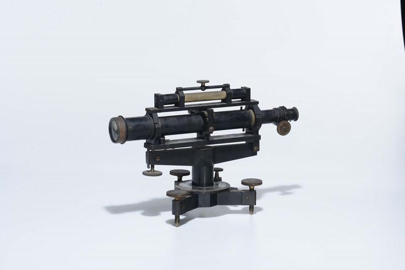 Bolla a livella in ottone verniciato nero  - Asta Arredi dalle dimore degli eredi Ercole Marelli e altre provenienze - Cambi Casa d'Aste