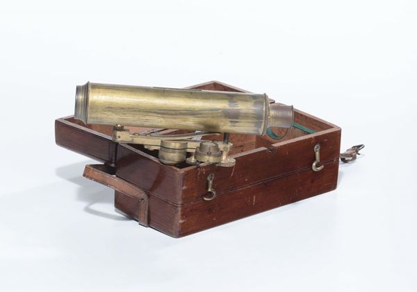 Piccola bolla a livella in custodia