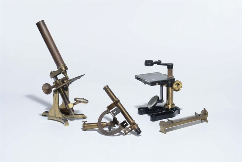 Lotto composto da due microscopi, bolla a livella e altro strumento  - Auction Antique Online Auction - Cambi Casa d'Aste