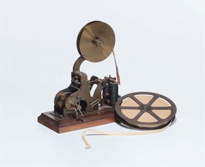 Telegrafo in Ottone su Base in Legno