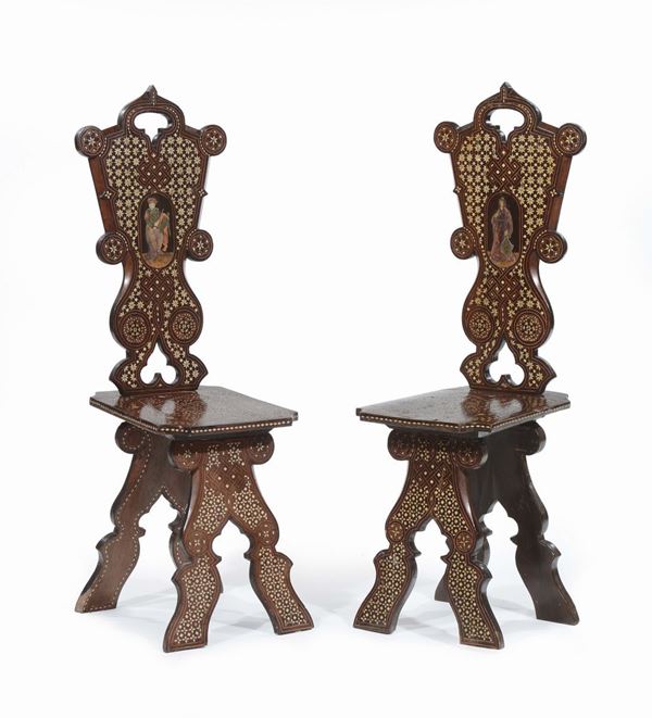 Coppia di sedie intarsiate in osso, XIX secolo