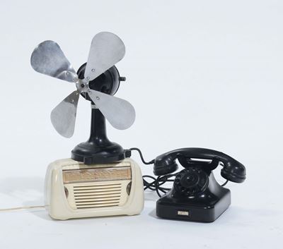 Lotto Composto da Piccolo Ventilatore, Radio Marelli e Telefono