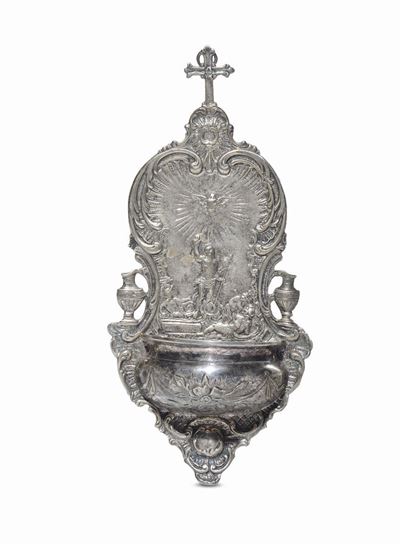 Piccola Acquasantiera Argento Sbalzato, XIX Secolo