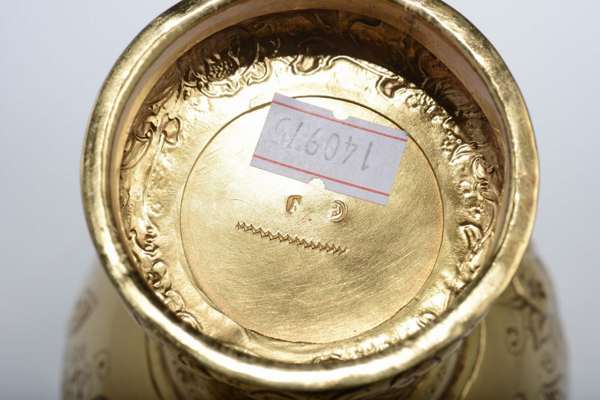 Coppia di Coppe in Argento Vermeille Sbalzato, Germania o Olanda XVIII-XIX Secolo