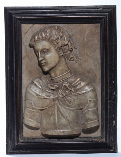 Altorilievo in Marmo Raffigurante Busto di Giovane Cavaliere in Armatura Entro Cornice in Legno M...