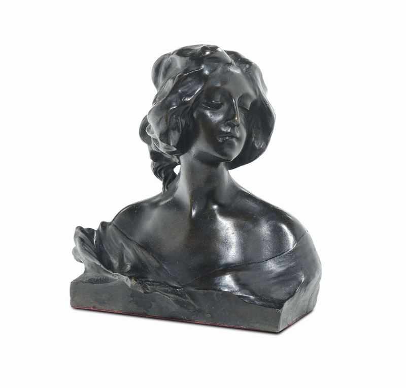 Busto di donna in bronzo brunito, XX secolo  - Asta Arredi dalle dimore degli eredi Ercole Marelli e altre provenienze - Cambi Casa d'Aste
