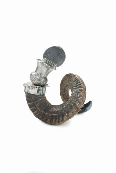 Corno con Montatura in Metallo Argentato, XIX-XX Secolo