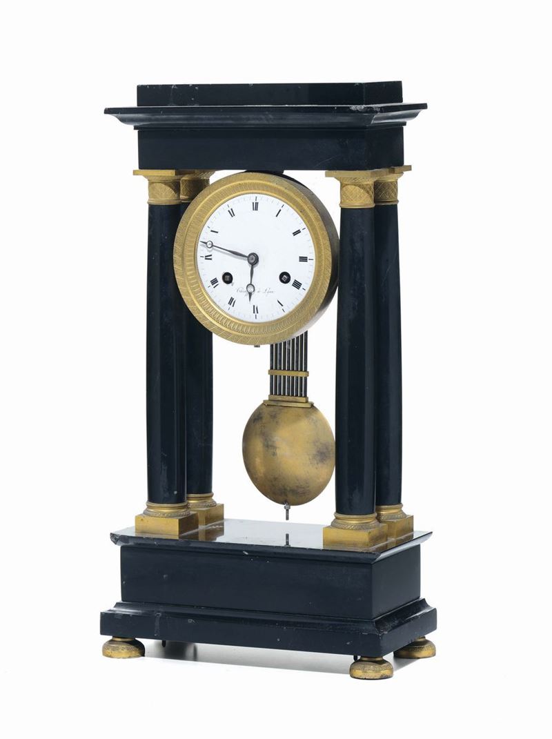 Orologio a portico in legno ebanizzato, Francia, Thiaffait a Lyon, XIX secolo  - Auction Furnishings from the mansions of the Ercole Marelli heirs and other property - Cambi Casa d'Aste