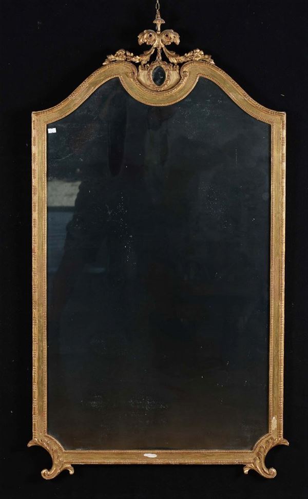 Specchiera in legno intagliato e dorato, XIX secolo