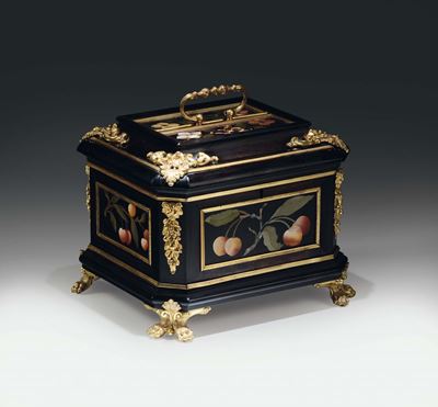 Cassetta in Ebano, Palissandro, Pietre Dure e Bronzo Dorato. Firenze, Galleria dei Lavori Granduc...