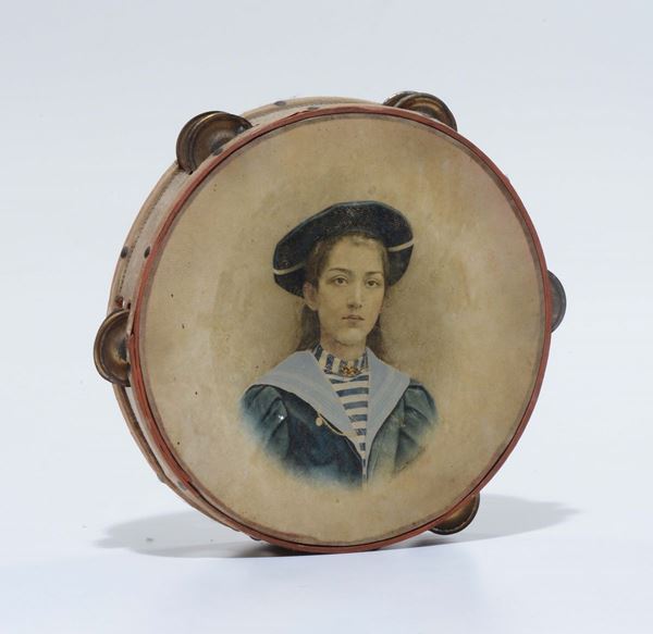 Tamburello dipinto con ritratto femminile, inizio XX secolo