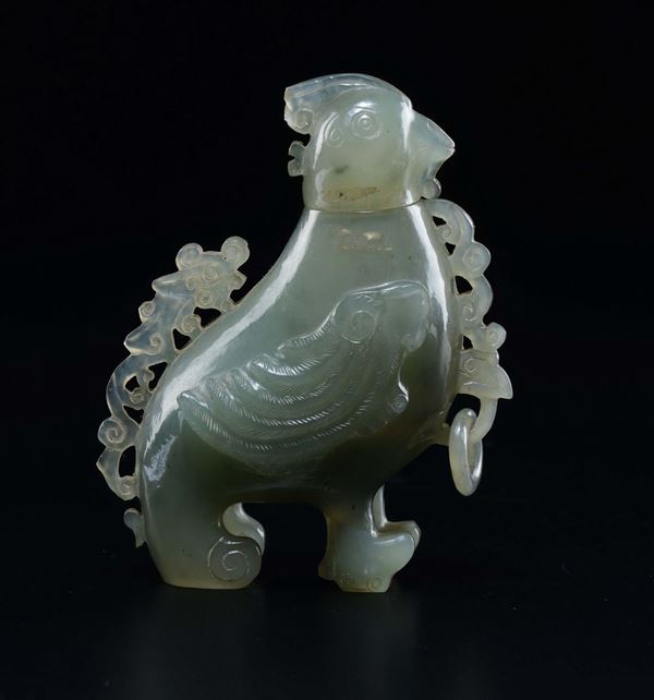 Scultura in giada raffigurante volatile