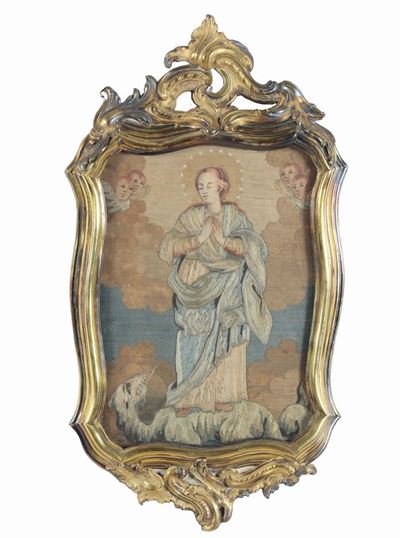 Tessuto Antico Ricamato con Raffigurazione di Santa Marta, XVII Secolo