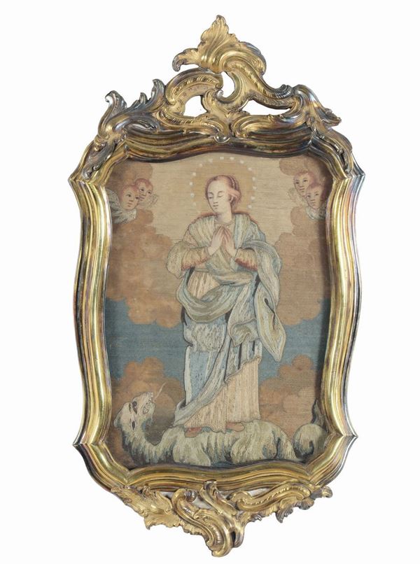 Tessuto antico ricamato con raffigurazione di Santa Marta, XVII secolo