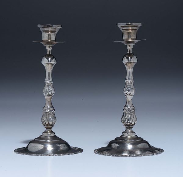 Coppia di candelieri in argento, Messico XX secolo