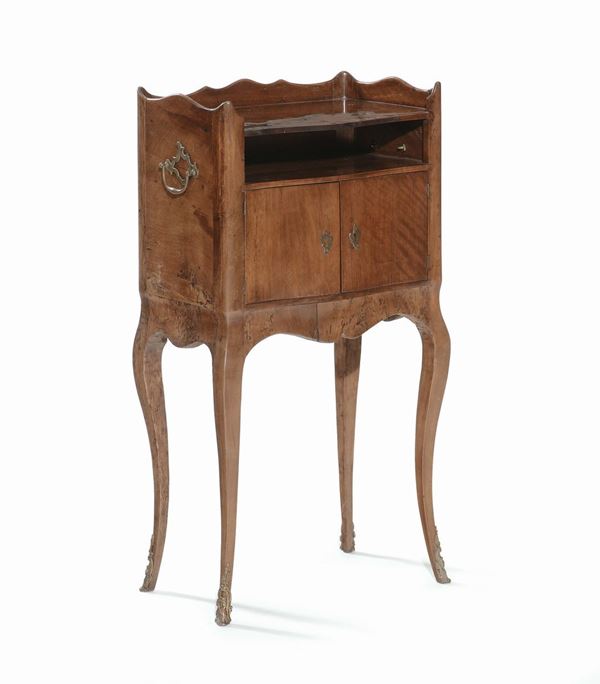 Comodino stile Luigi XV in noce, Genova XIX secolo