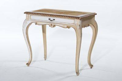 Consolina in Stile Laccata, XX Secolo